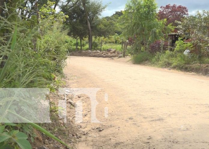 Foto: Reparación de caminos en zona rural de Estelí / TN8