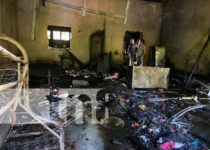 Foto: Incendio en una vivienda de Chinandega / TN8