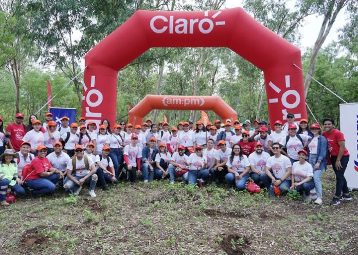 Foto: Reforestación con Claro Nicaragua