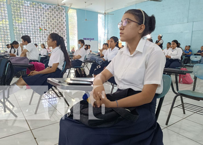 Foto: Elección de mejor estudiante a nivel departamental en Nicaragua / TN8