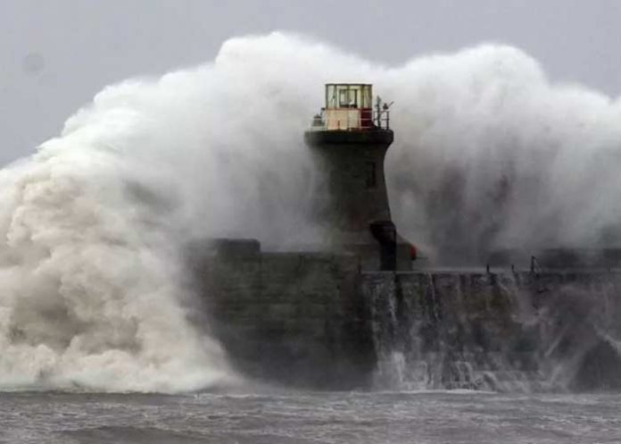 Muertos en Escocia tras inundaciones por tormenta Babet