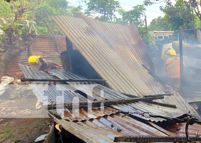 Foto: Incendio en una vivienda del barrio Nueva Nicaragua, Managua / TN8