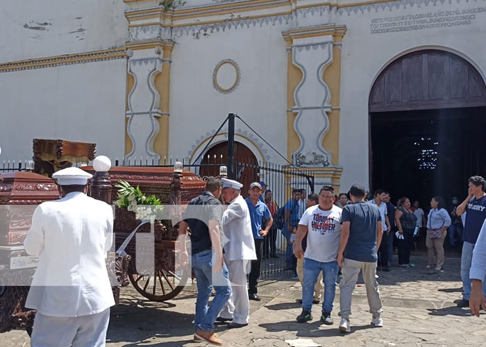 Foto: Despiden a hermanos que murieron en trágico accidente en la Carretera Masaya-Granada / TN8