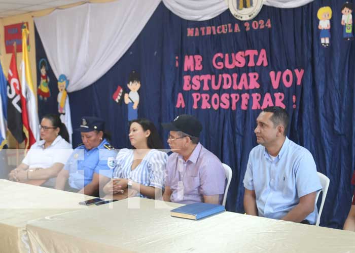 Foto: Matrícula escolar en León / TN8