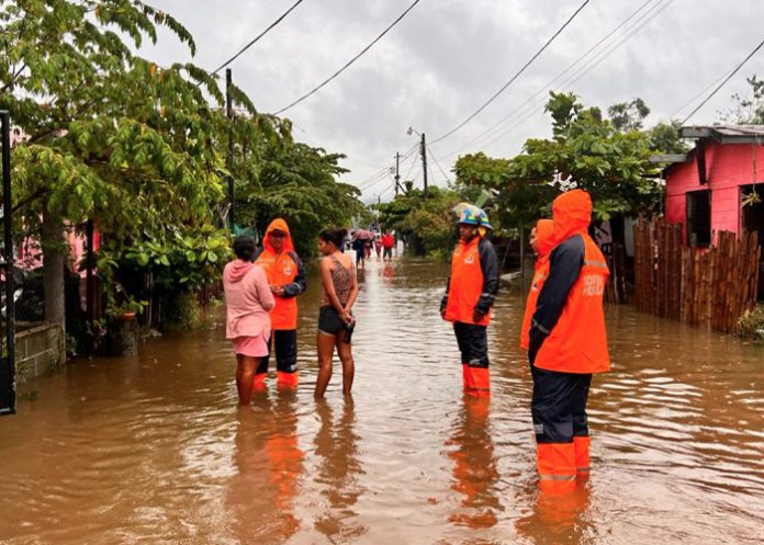 Cuatro muertos y dos desaparecidos por lluvias en Honduras