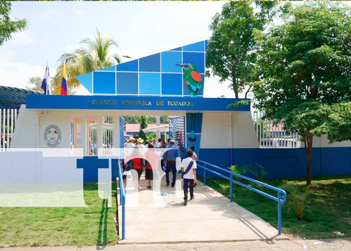 Foto: Inauguran nuevo colegio República de Ecuador en San Rafael del sur/Tn8