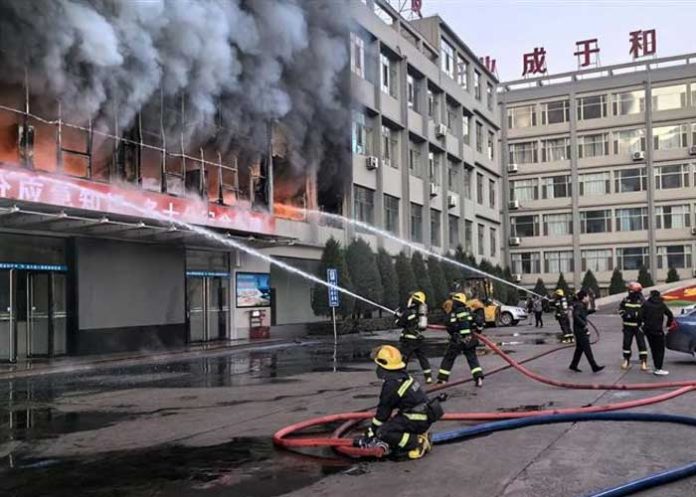25 personas muertas y decenas hospitalizadas por un incendio en China