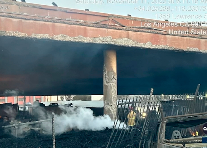 Como si fuera "película", Apocalíptico incendio en autopista de Los Ángeles