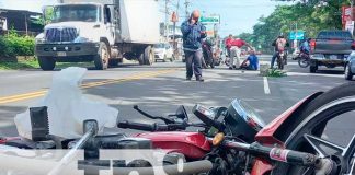 Foto: Choque de motos deja a un herido! conductor realiza giro en U y deja lesionado a motociclista en la sur/Tn8