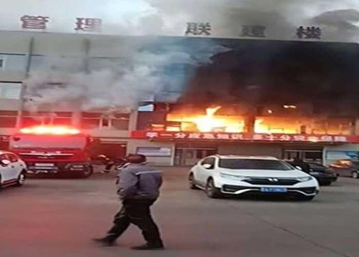 25 personas muertas y decenas hospitalizadas por un incendio en China