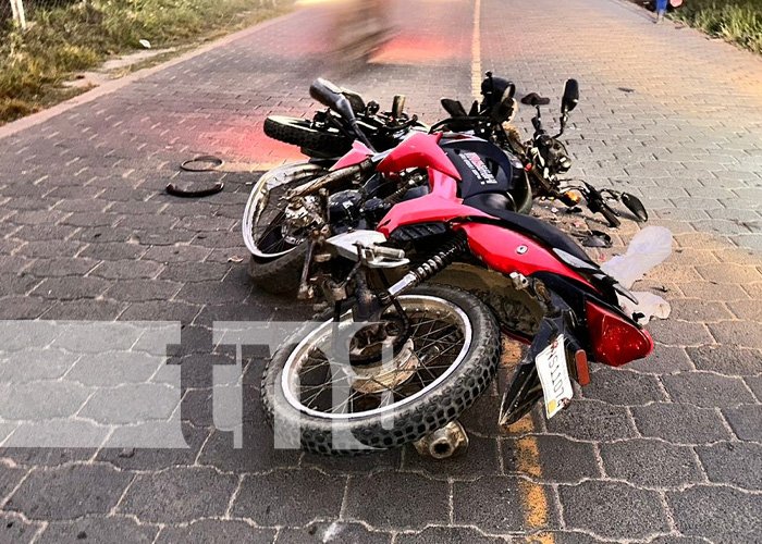 Foto: Motorizado se da a la fuga tras provocar accidente en Jalapa/TN8