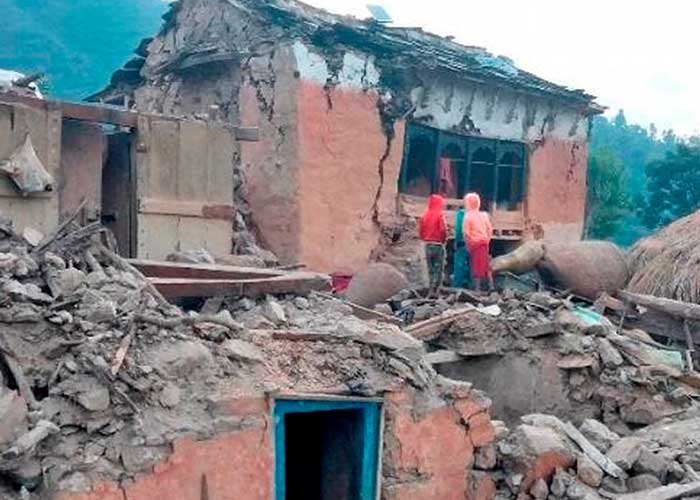 Foto: 60 muertos deja devastador terremoto de 5,6 al Oeste de Nepal / Cortesía