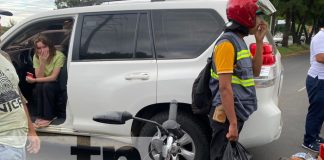 Foto: "Se tiró como Pedro por su casa" conductora provoca un encontronazo en carretera a Masaya/Tn8