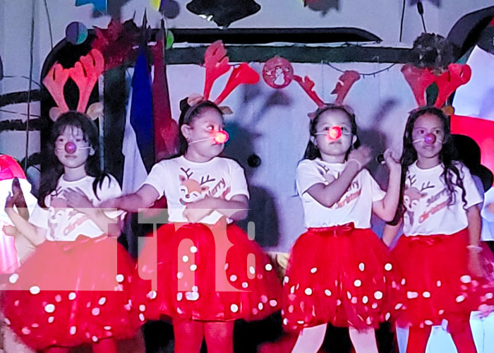 Departamentos de Nicaragua celebran el encendido de luces y adornos navideños