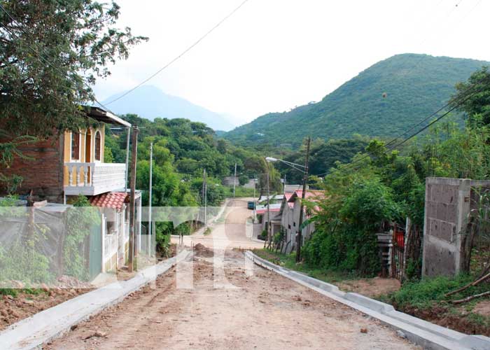 Foto: Familias en Somoto  Madriz pronto estrenarán nuevas calles adoquinadas/Tn8