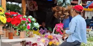 Foto: Comercio de flores en Jinotepe / TN8