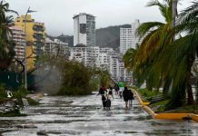 Aumenta el número de muertos por huracán Otis en México