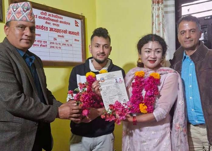 Nepal registra su primer matrimonio LGBTQ
