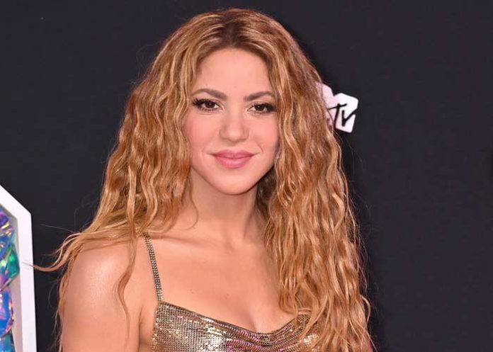 Shakira confirma su presencia en los Latin Grammy 