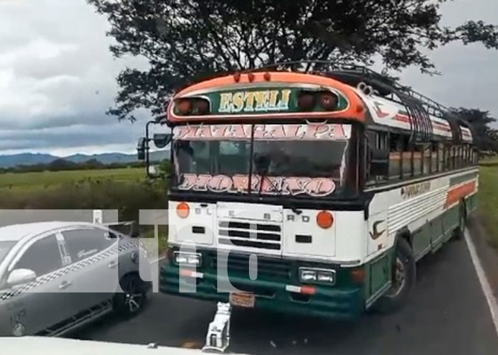 Foto: Conductores realizan malas maniobras por doquier en Nicaragua / TN8