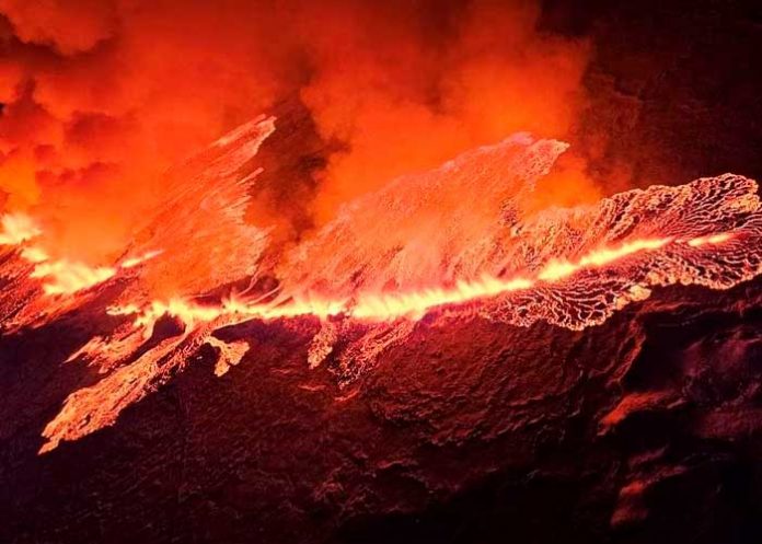 Foto: Caos en Islandia: Violenta erupción volcánica sacude la capital y desata pánico / Cortesía
