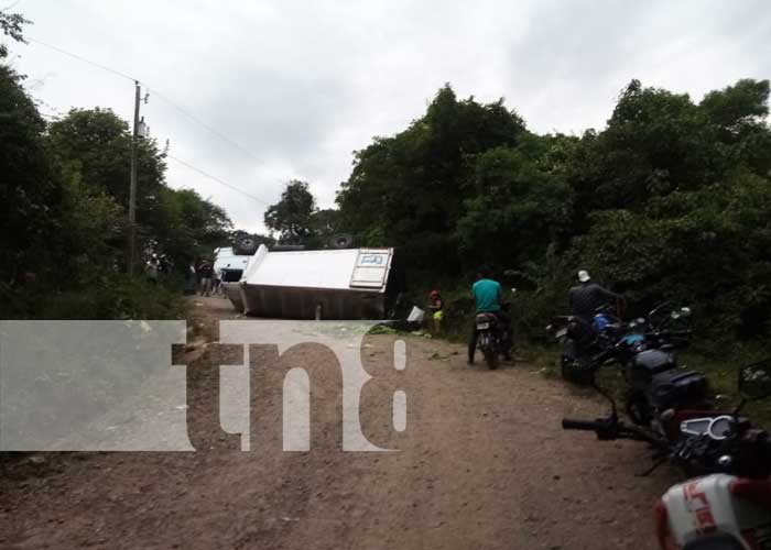 Lograron salir con vida: Accidente deja dos personas lesionadas en Jinotega