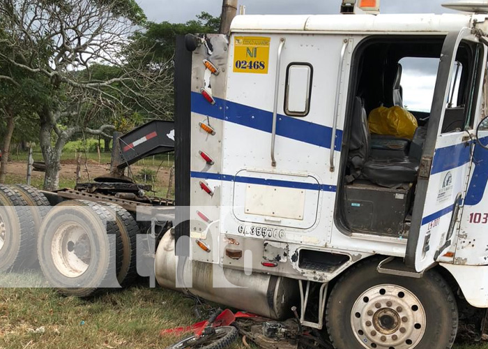 Fatal colisión en Chontales involucra rastra, camión ganadero y motocicleta