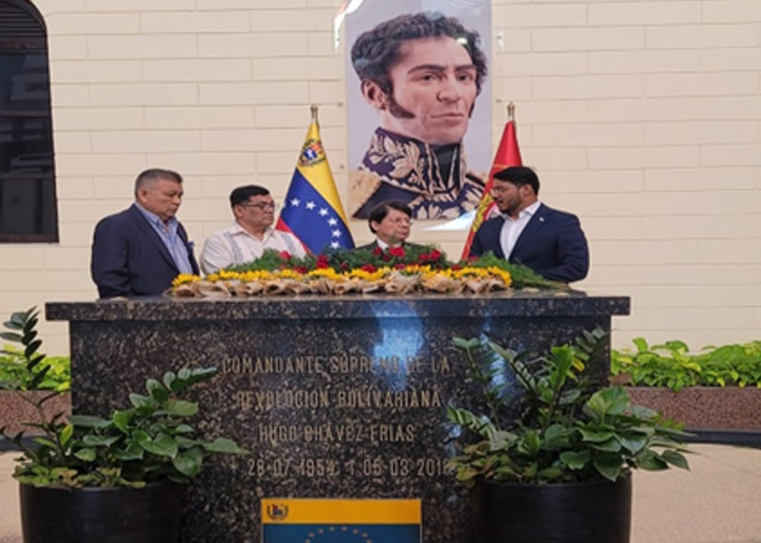 Foto: Delegación nicaragüense rinde homenaje al Comandante Hugo Chávez en Caracas/Cortesía