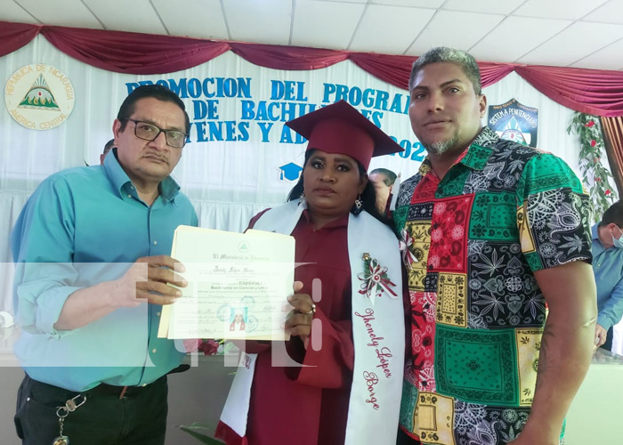 Foto: ¡Privados de libertad en Waswali, Matagalpa celebran graduación de bachilleres!/TN8