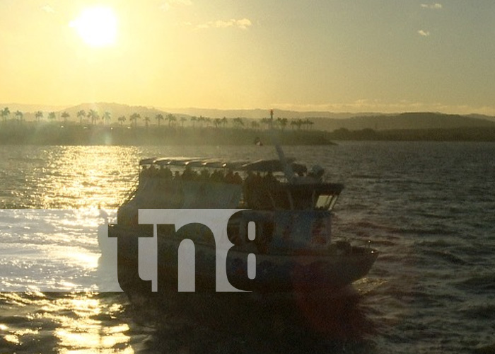 Empresa Portuaria Nacional celebra purísima acuática en el Lago Xolotlán, Managua
