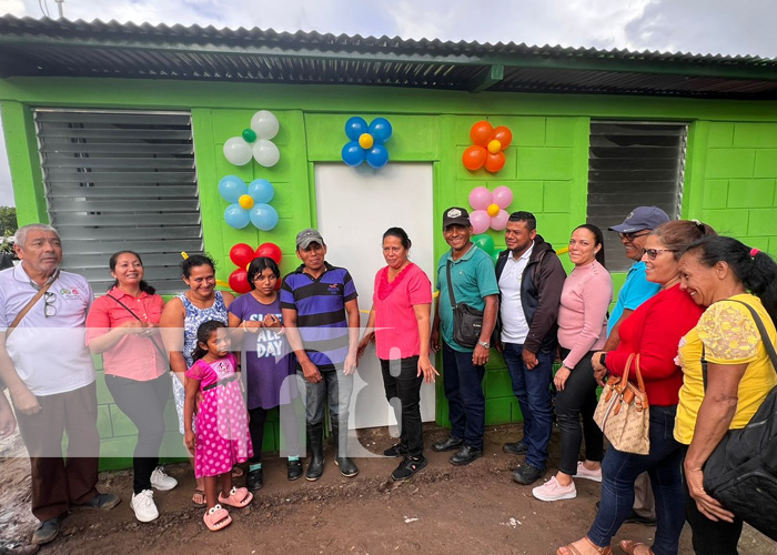 Entregadas nuevas viviendas de interés social a 6 familias en La Libertad, Chontales