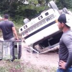 Lograron salir con vida: Accidente deja dos personas lesionadas en Jinotega