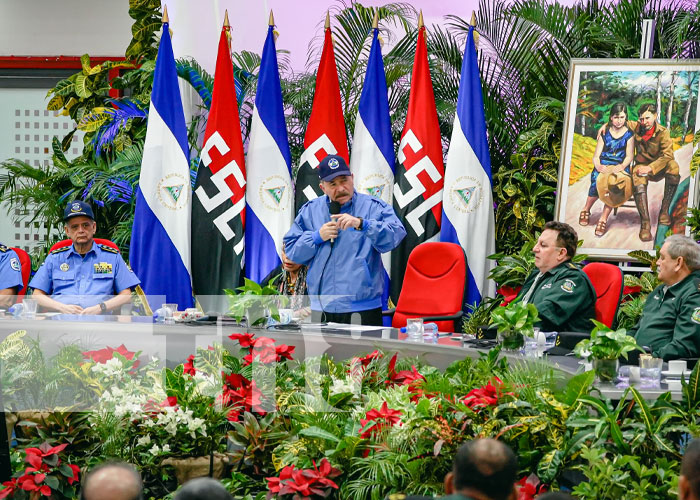 Foto: Presidente Daniel Ortega en acto de graduación de la Academia Militar del Ejército de Nicaragua / TN8