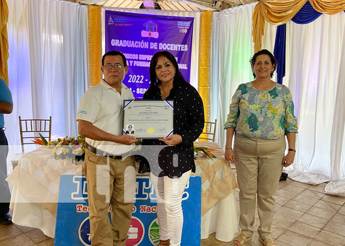 Foto: Nuevos docentes técnicos para León y Chinandega / TN8