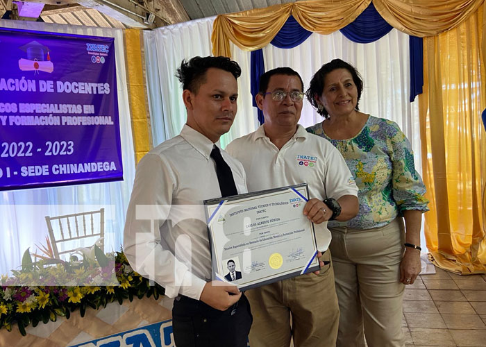 Foto: Nuevos docentes técnicos para León y Chinandega / TN8