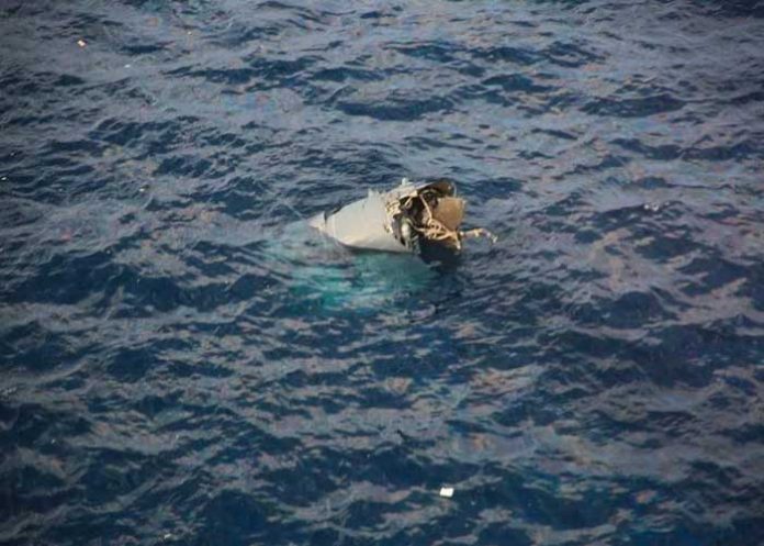 Cinco muertos en el mar tras accidente de aeronave de EE.UU.
