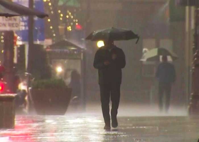 Fuertes lluvias y vientos invernales azotan noreste de EEUU