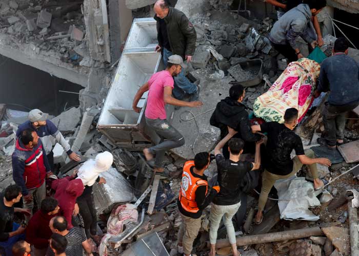 Ataques israelíes dejan 200 palestinos asesinados en Gaza