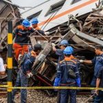Foto: Aumenta a cuatro víctimas mortales en colisión de trenes en Indonesia / Cortesía