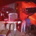 Foto:Mujer pierde la vida tras ser impactada por furgón en Pista a Sabana Grande/ TN8
