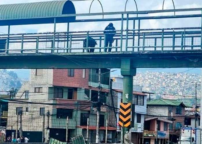 Foto: Capital de Ecuador fuera de control /cortesía 