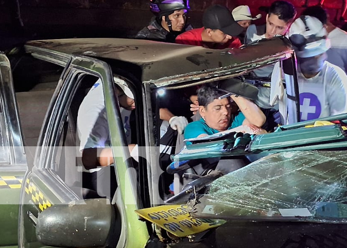 Foto: Carretera Sur: Conductores imprudentes ponen en riesgo vidas en violento accidente / TN8
