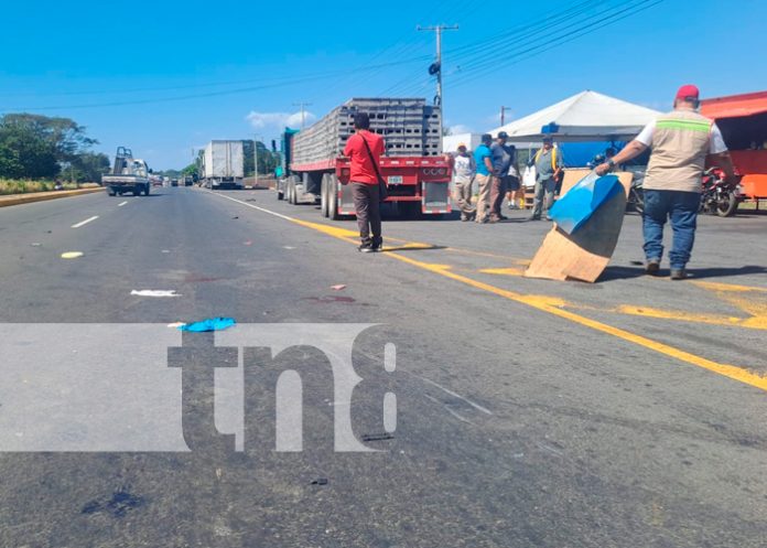Foto: Dos mujeres al borde de la muerte en un accidente en Carretera Nueva a León/TN8