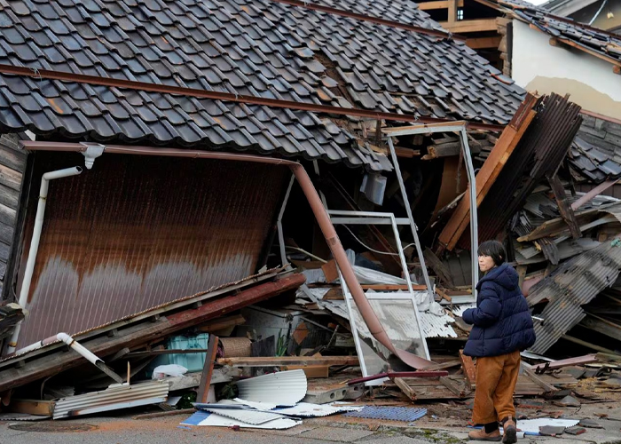 Lluvias dificultan rescate tras sismo que dejó varios muertos en Japón