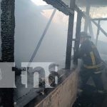 Un fallecido y un quemado: Arden en llamas tres viviendas en la Racachaca