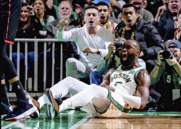 Boston Celtics invictos en casa en la NBA