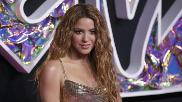 Arrestan en Miami al acosador de Shakira 