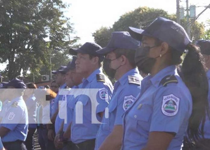 Foto: Policía Nacional conmemora a Leonel Rugama / TN8