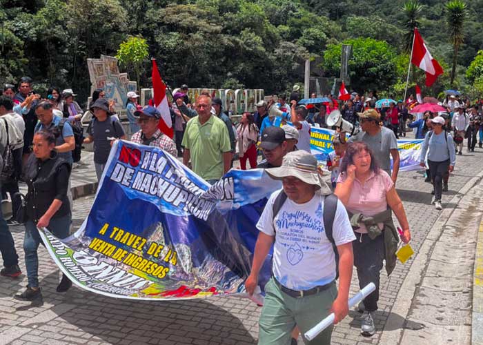 Penas en Perú a manifestantes en Machu Picchu