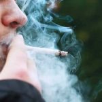 Consumo de tabaco cae en casi todo el mundo, dice OMS